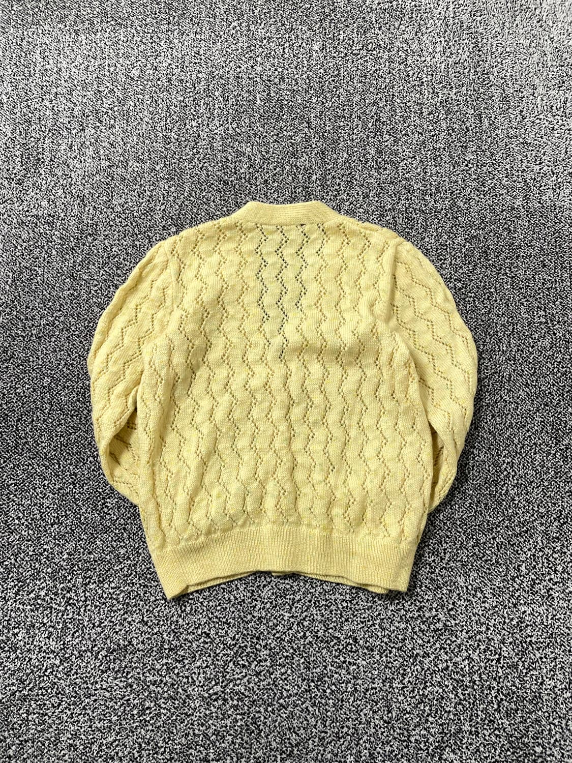 vinteちきゅ. 네모단추 폼폼푸린 노란색 니트 스웨터 가디건  상품이미지3