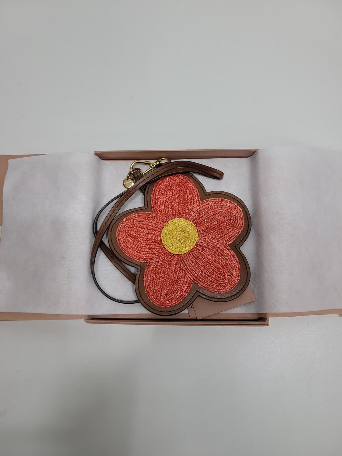 MIU MIU 미우 미우 플라워 카드 키링 백 참  상품이미지1