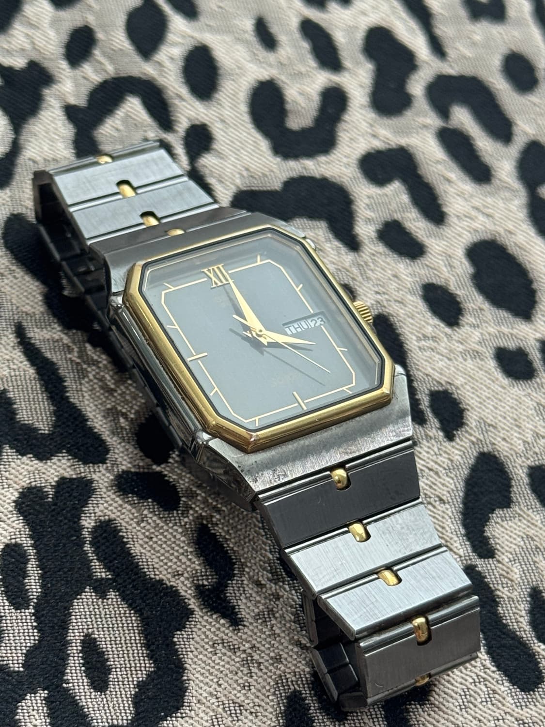 80s 빈티지 세이코 SQ100 스퀘어 초희귀 상품이미지4