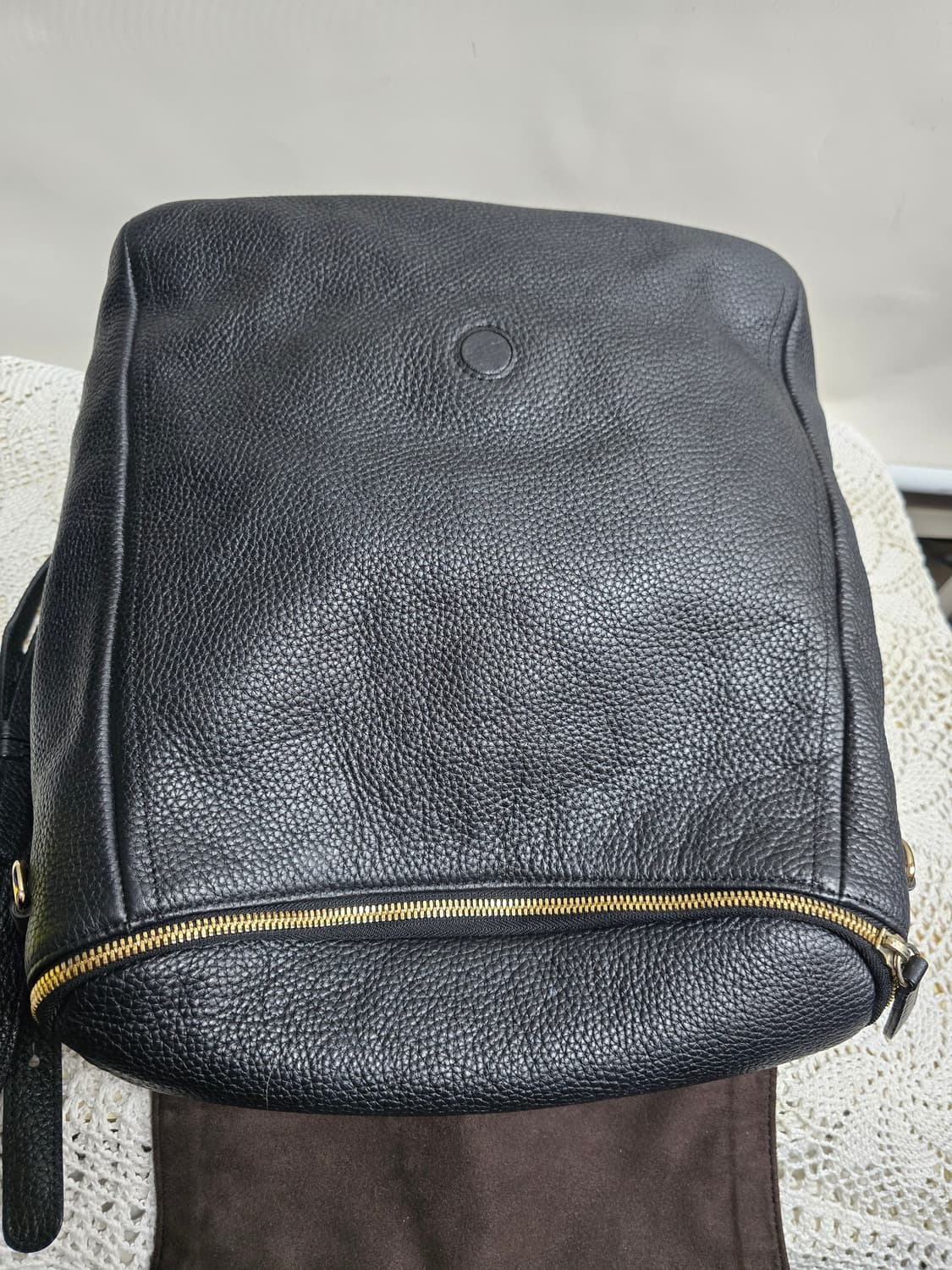 헤지스 가죽 백팩 . 크로스백 상품이미지6