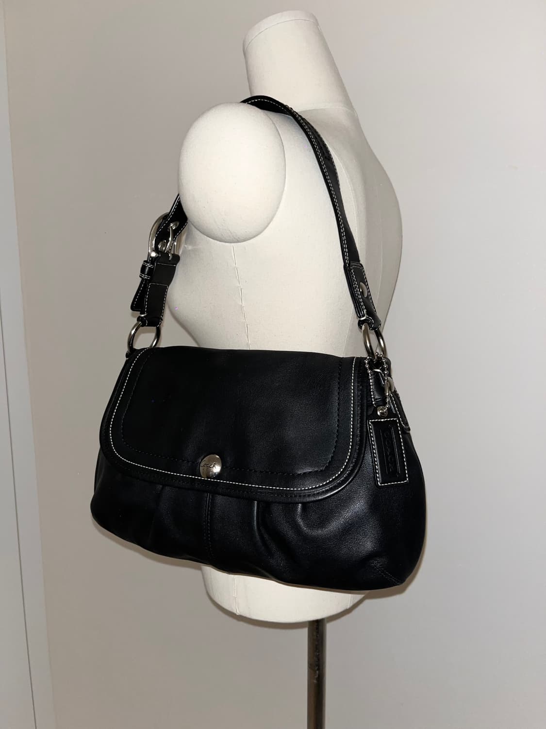 📦Coach allblack shoulder bag 상품이미지2