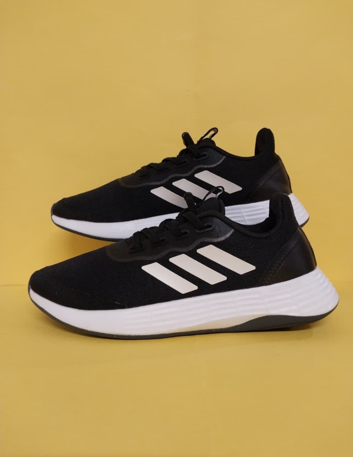 여성 아디다스 QT 레이서 스니커즈, 운동화 (230) 상품이미지1