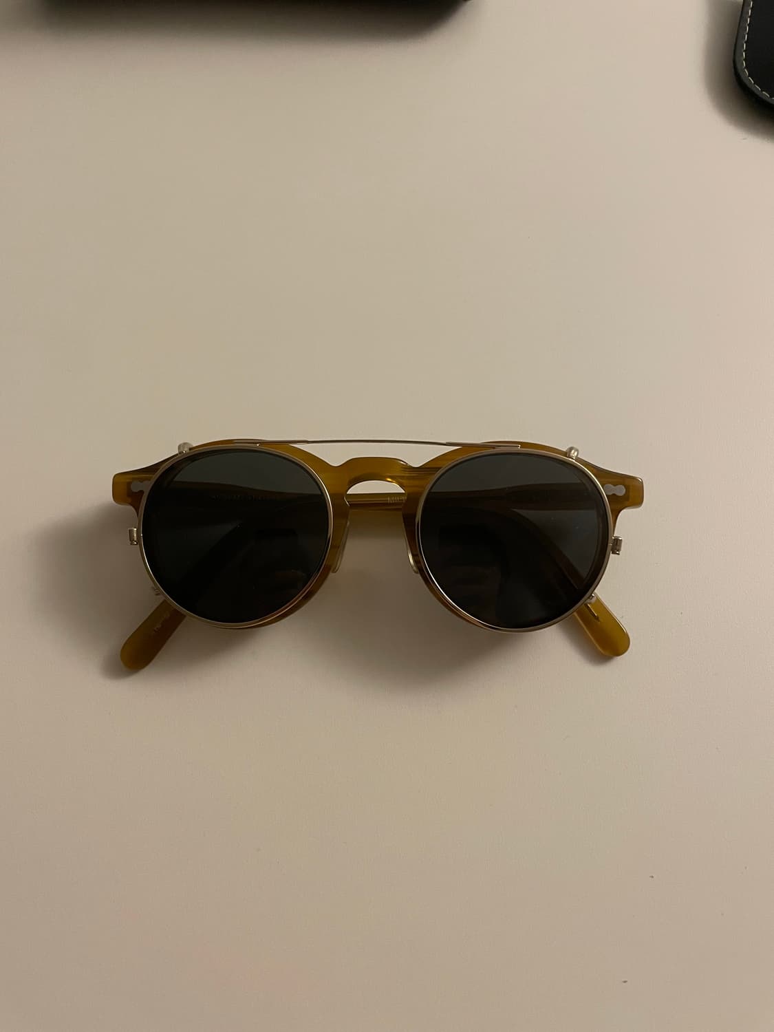 모스콧 밀첸 46사이즈 블론드 색상 + 클립온렌즈 상품이미지3