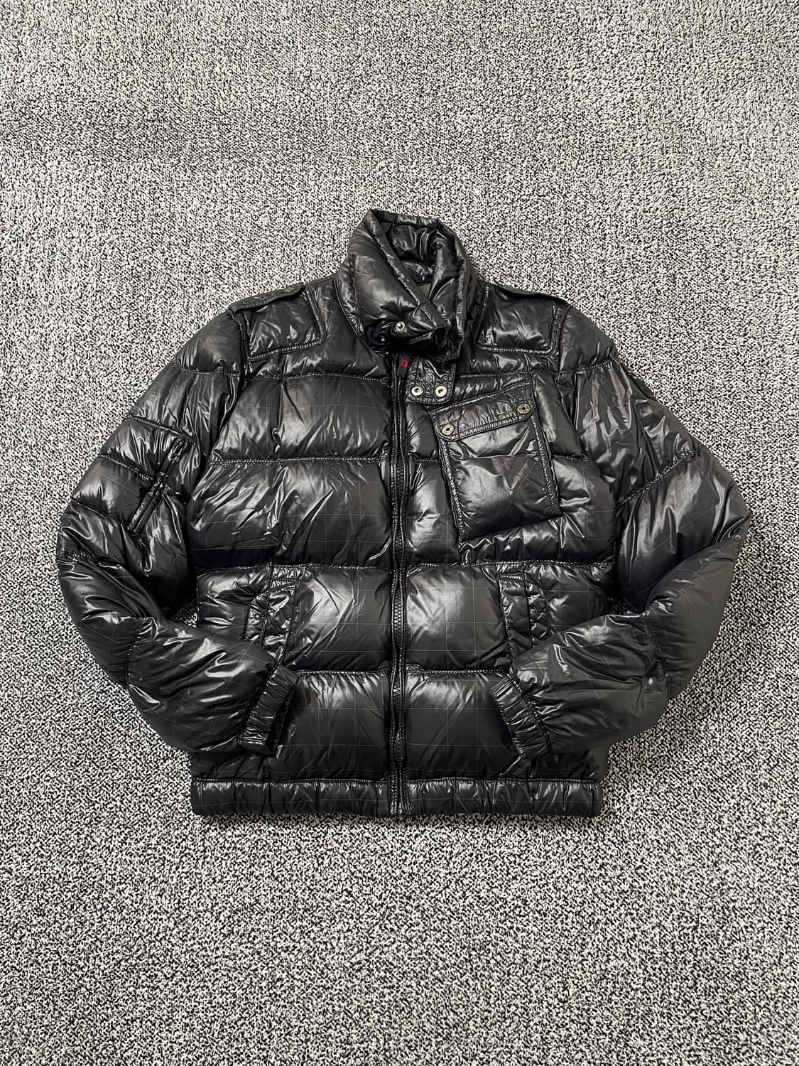 빈티지9. 디젤 바이커 유광 블랙 퀼팅 다운 패딩 푸퍼 경량 상품이미지1