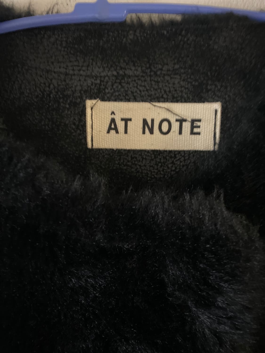 앳노트 블랙 롱 퍼 베스트 조끼 상품이미지3