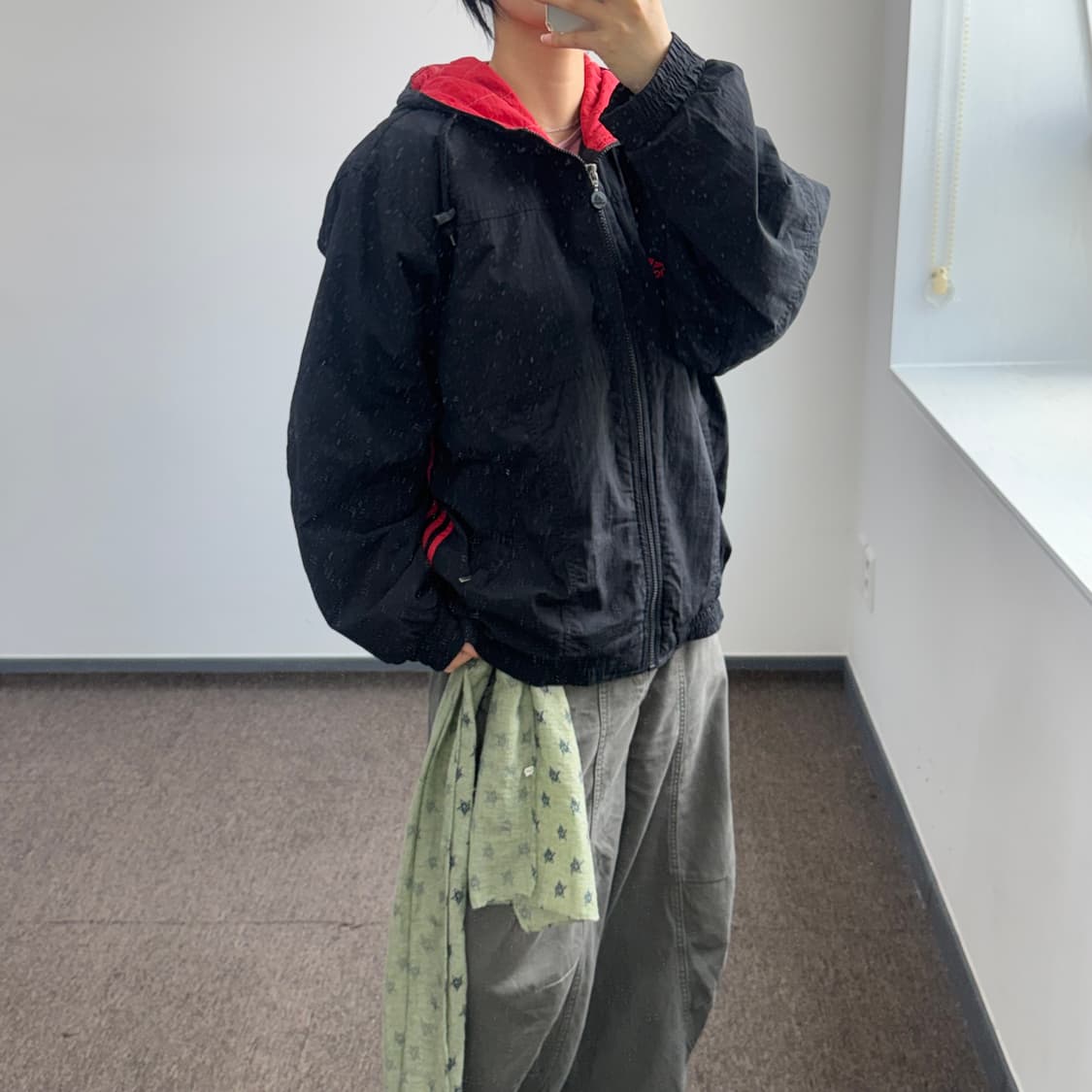 Adidas 아디다스 레드 삼각로고 블랙 바람막이 상품이미지2