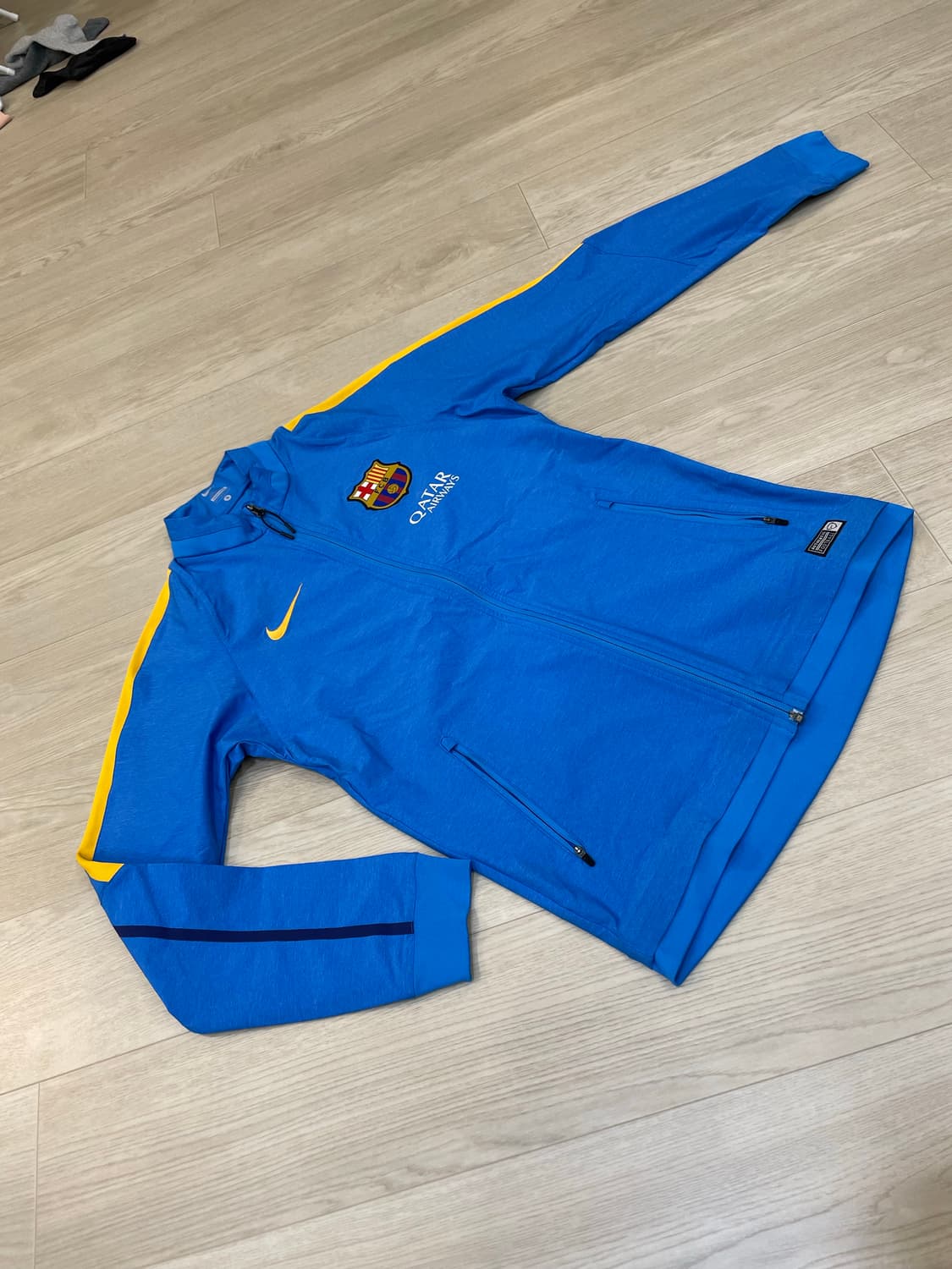 나이키 fc 바르셀로나 사이드라인 우븐 스트레치 트랙탑 상품이미지1