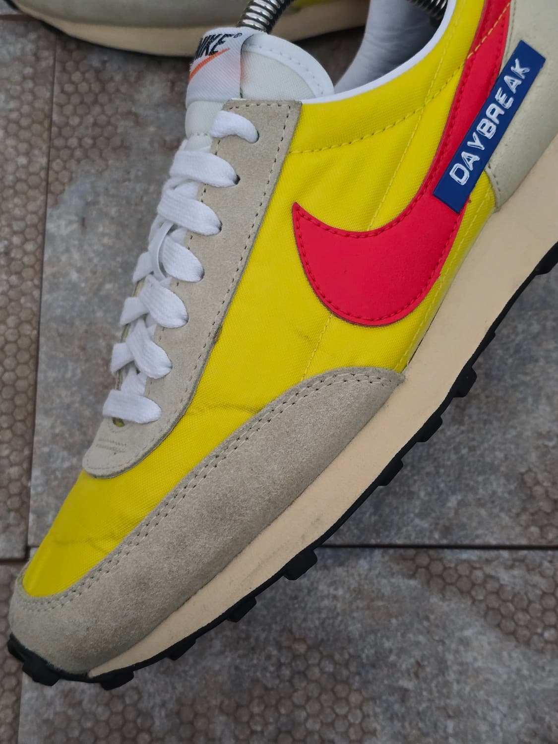 (235)나이키 데이브레이크 brs 스피드 옐로우  상품이미지3