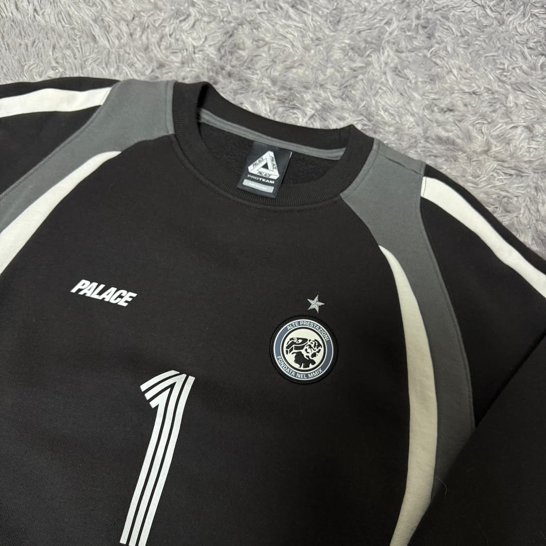 [M] 팔라스 판타지 웜업 크루 블랙 상품이미지3