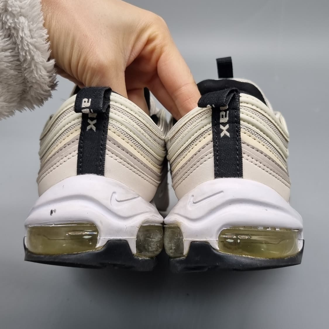 나이키 에어맥스 97 베이지 운동화240 상품이미지4