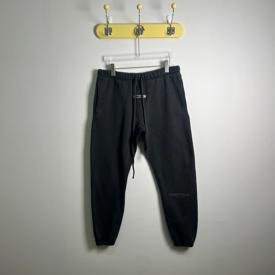 피어오브갓 에센셜 블랙 조거 팬츠 M 상품이미지1