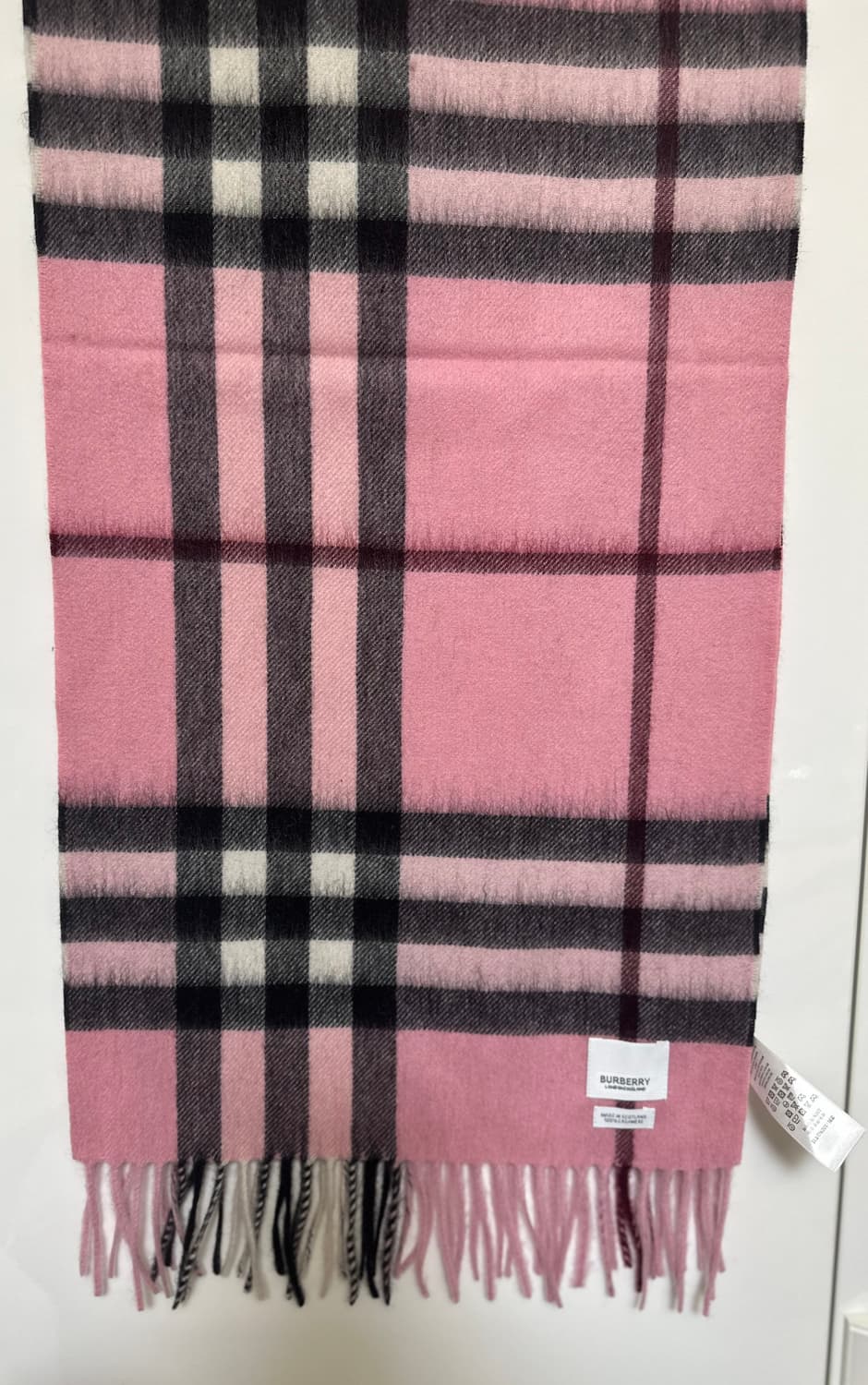 버버리 핑크 체크 캐시미어 머플러 상품이미지3