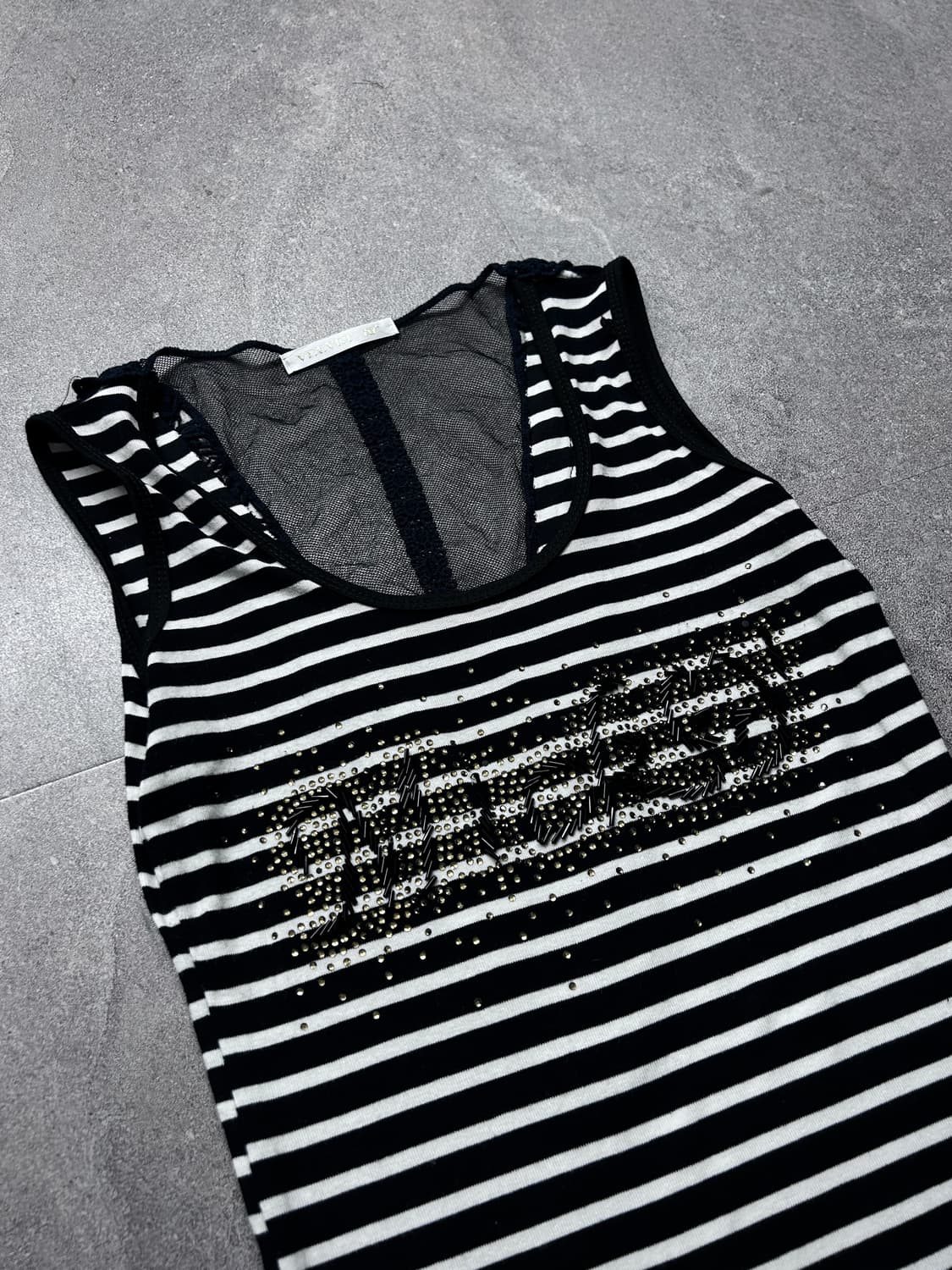 Stripe Sequin Back Sheer Sleeveless Top 상품이미지6