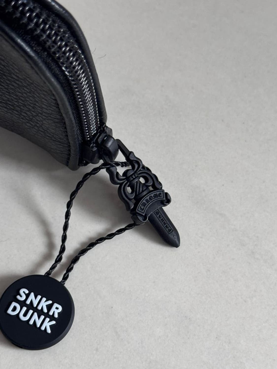 CROSS PATCH CASE 지퍼 크로스 패치 케이스 상품이미지3