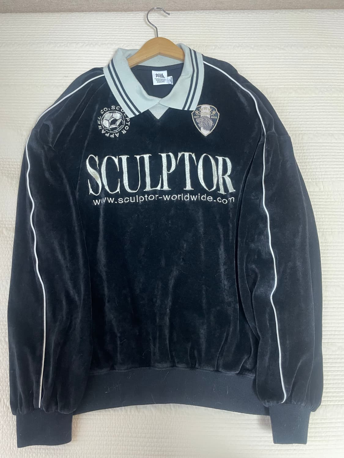 스컬프터 벨루어 사커 저지 블랙 상품이미지1
