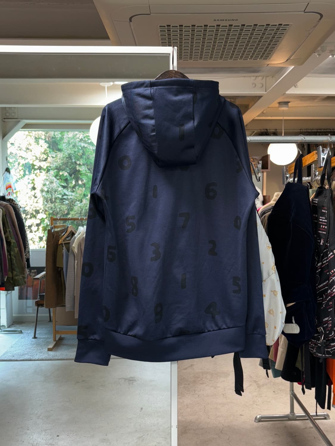 소우소우 르꼬끄 비대칭 후드집업 상품이미지8