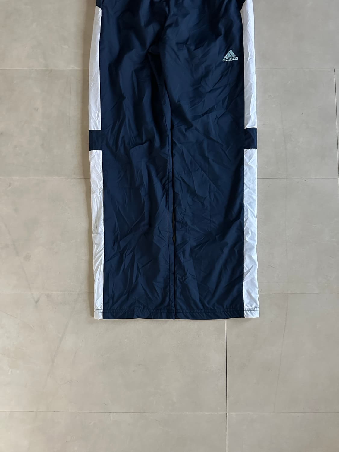 Adidas navy training pants 상품이미지3