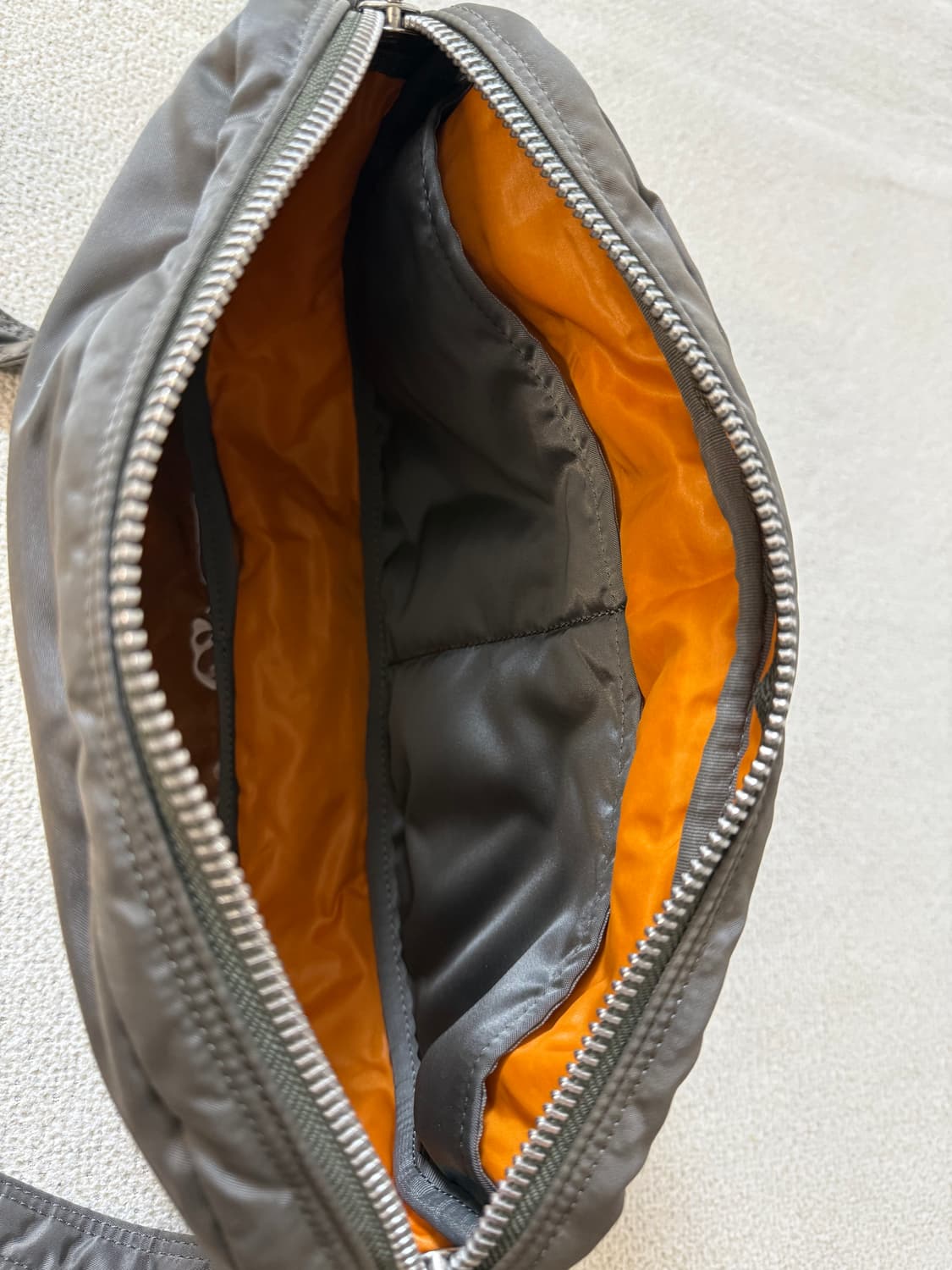 PORTER 포터 탱커 반달 숄더백 블랙 상품이미지7