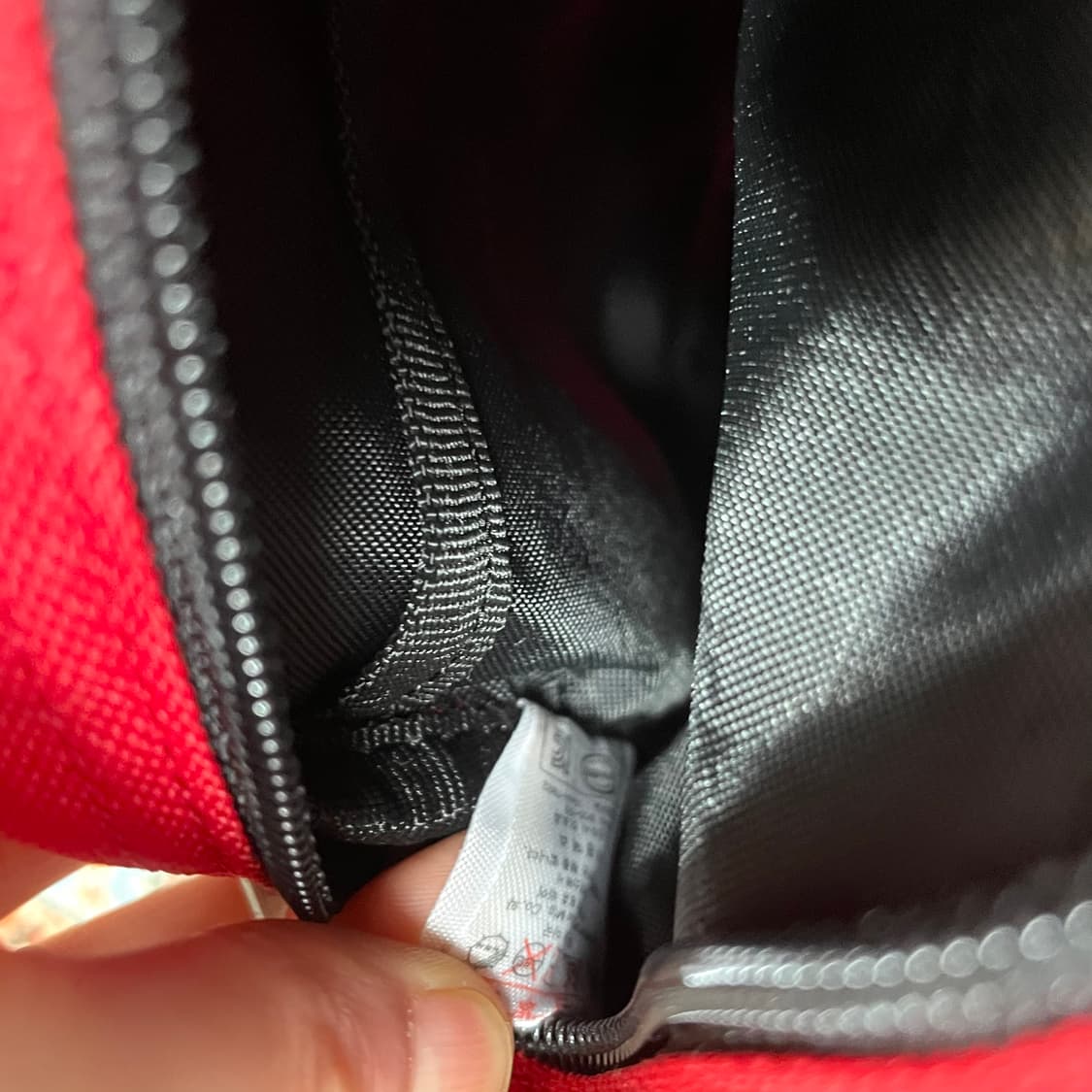 디키즈 레드 크로스백 상품이미지6