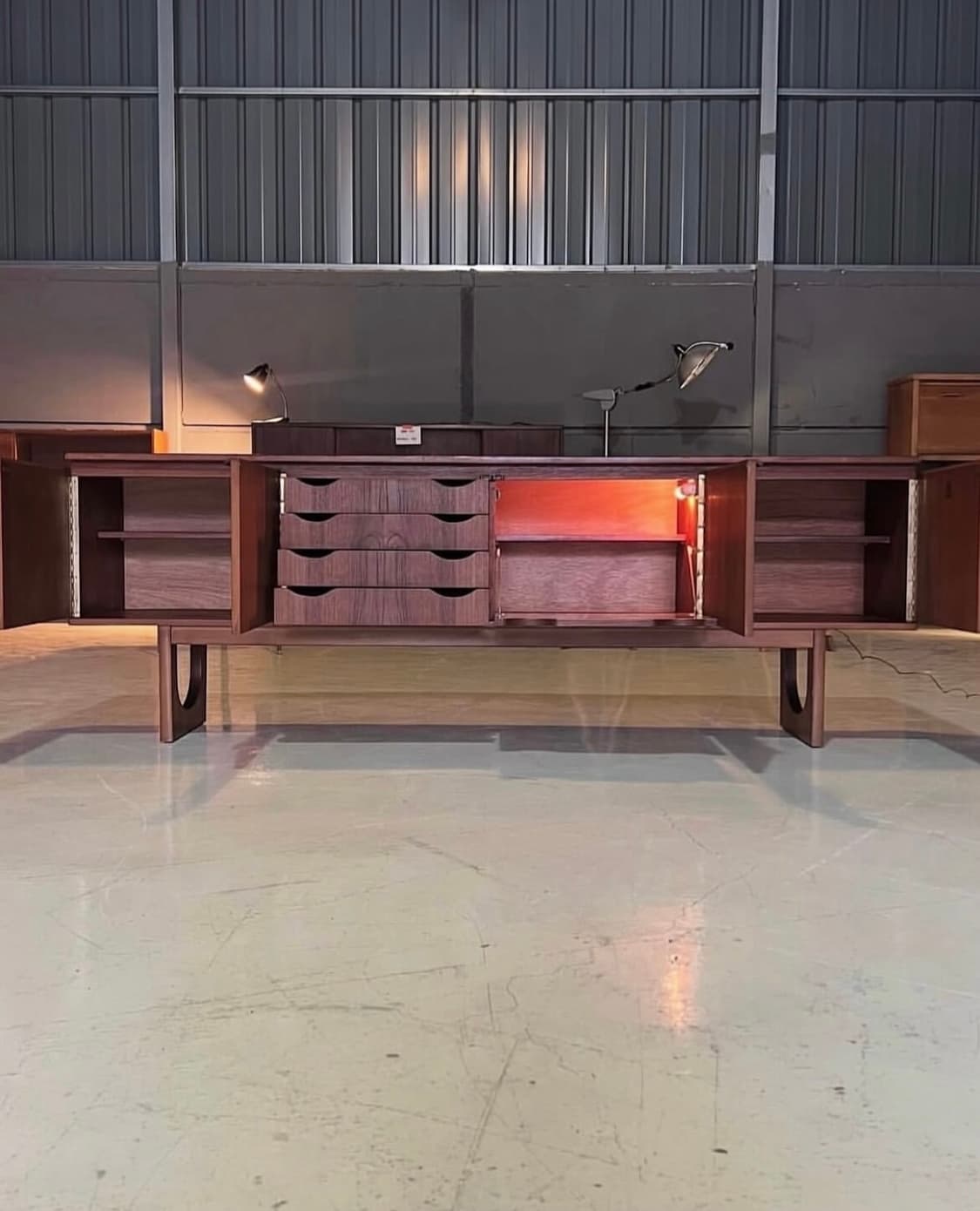 빈티지가구 스톤힐 Stonehill Furniture 티크 사이드보드 상품이미지2