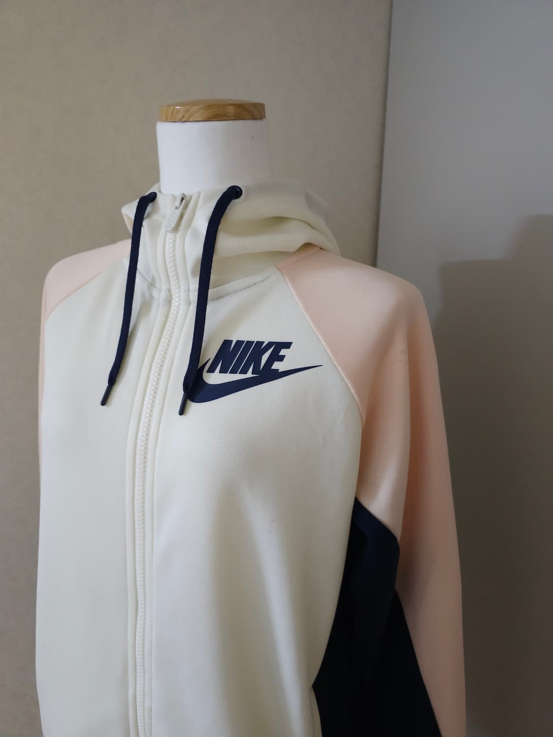 여자 나이키 후드집업 상품이미지2