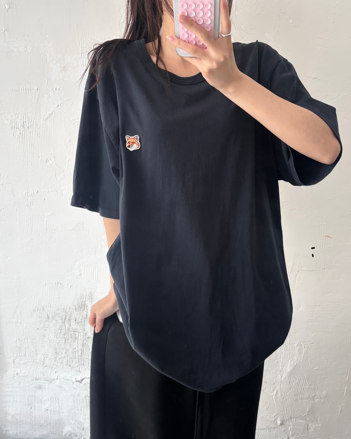 Maison Kitsune 메종키츠네 블랙컬러 폭스헤드 패치 반팔티셔츠 상품이미지1