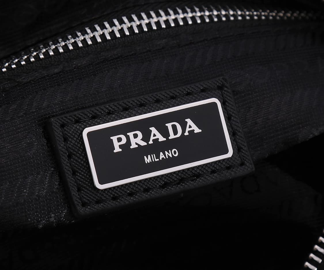 프라다 리나일론 사피아노 레더 벨트백 블랙 상품이미지9