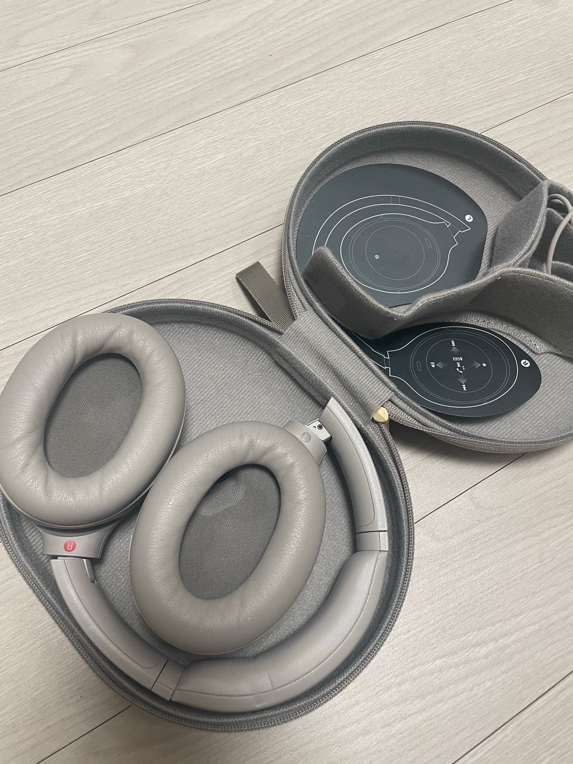 블루투스헤드셋 소니 1004xm4 샌드 상품이미지3