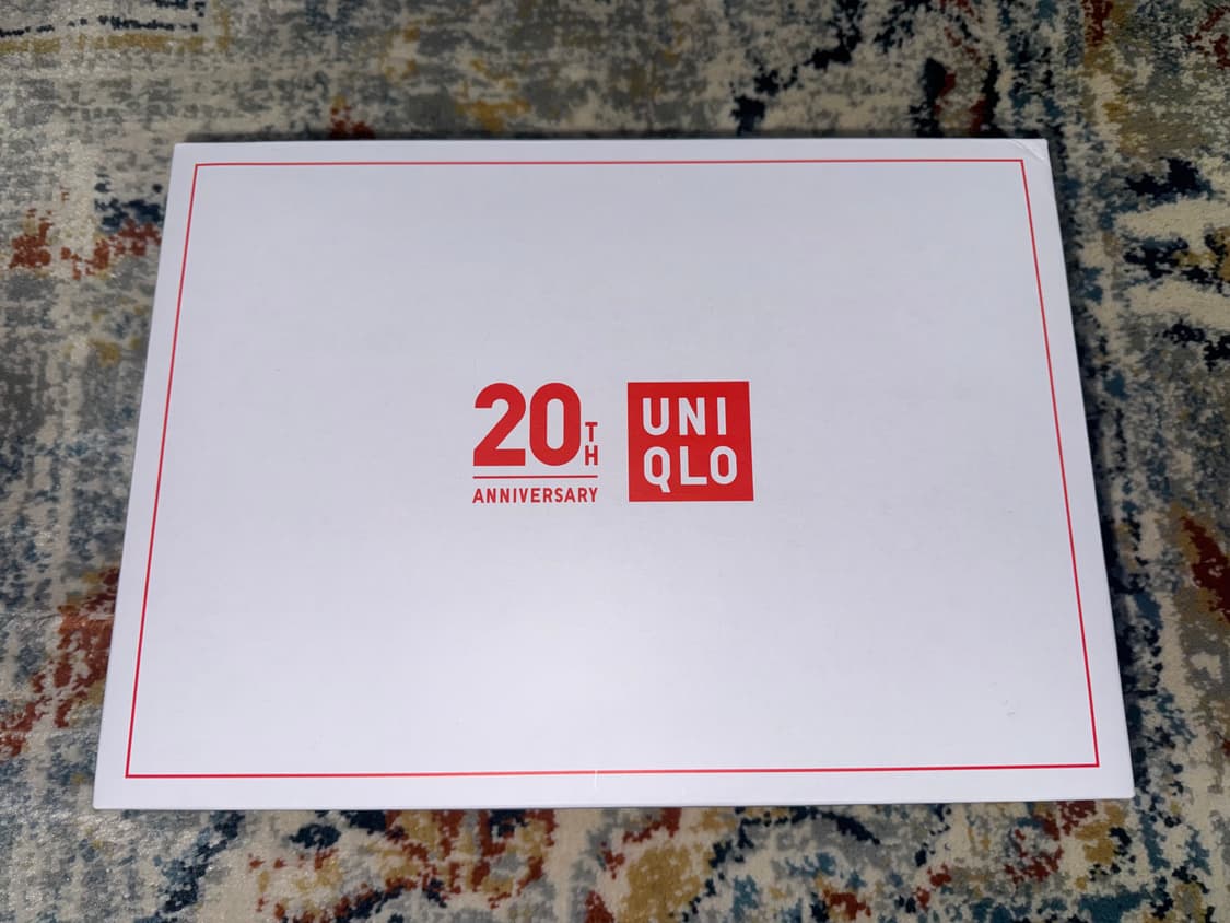 Uniqlo 20주년 기념 타월 상품이미지1