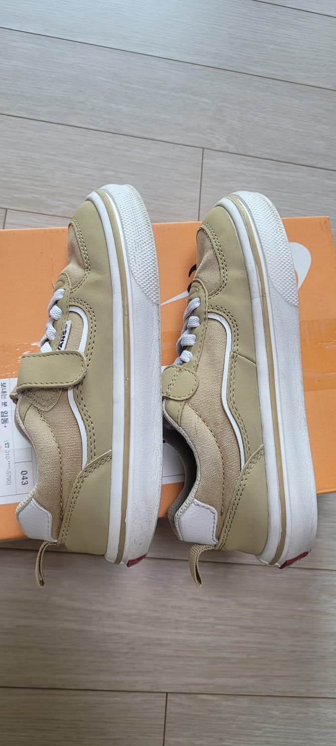 Vans 아동화 190mm 베이지 신발.운동화 상품이미지3