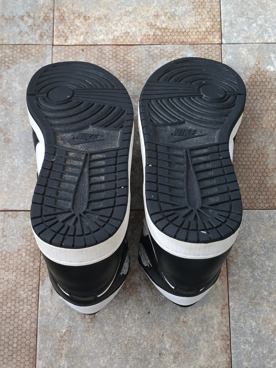 (260)나이키 에어 조던 1 하이 범고래 상품이미지9