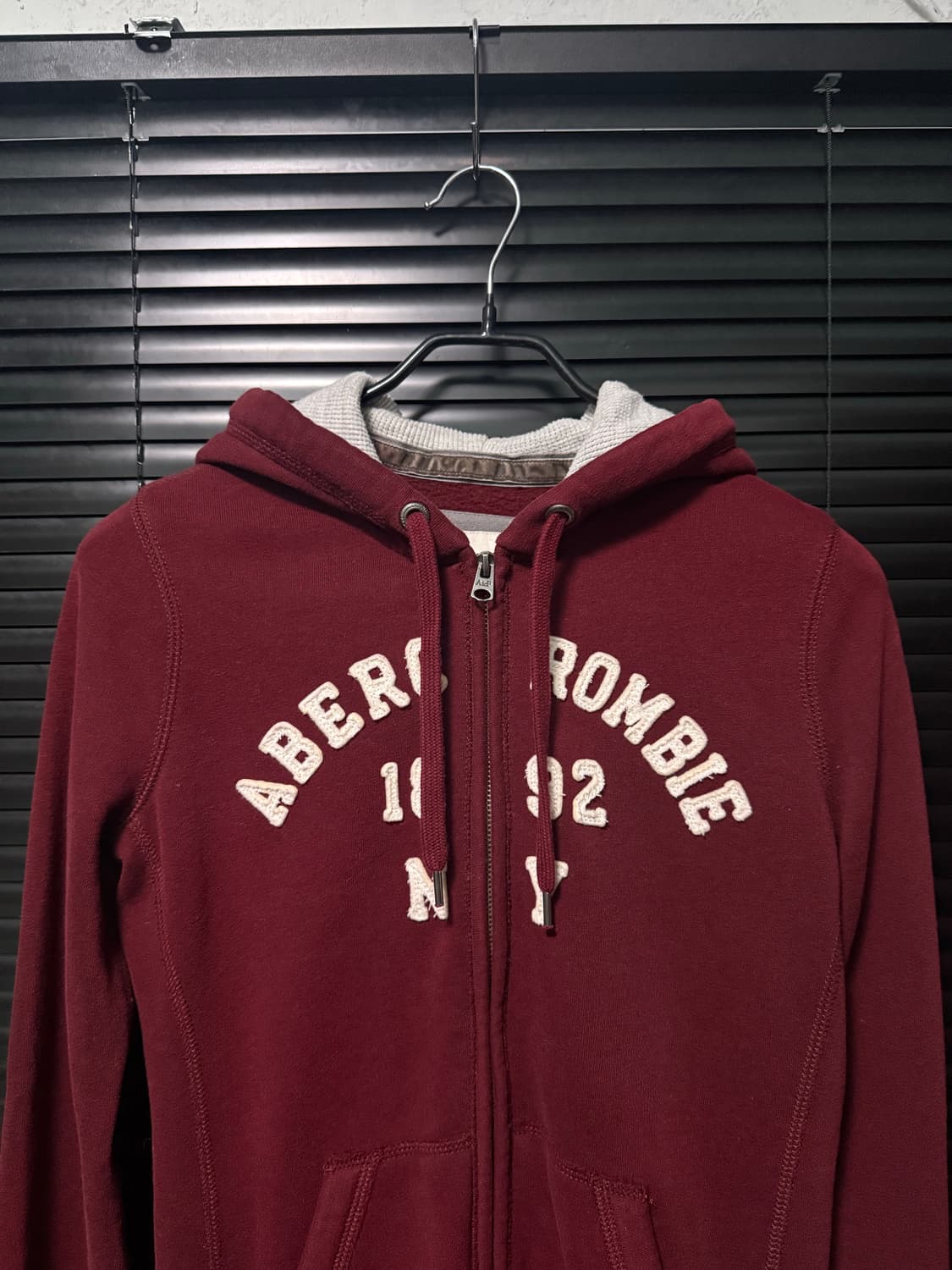 아베크롬비 버건디 레드 후드 집업 후디 스웻 S 90 y2k 빈티지 스웻 상품이미지4