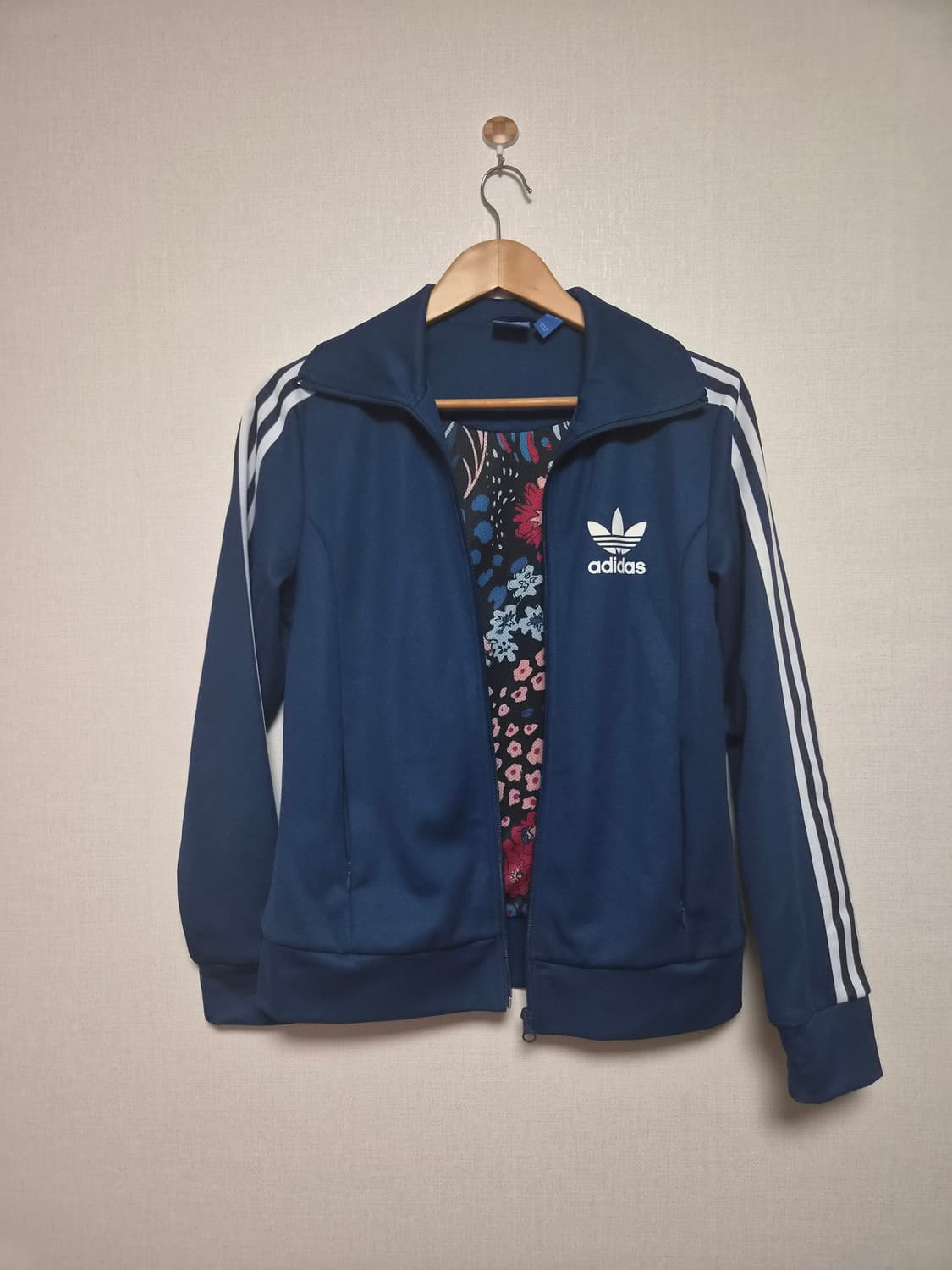 아디다스 우먼스 유로파 져지 트랙탑 플라워 상품이미지2