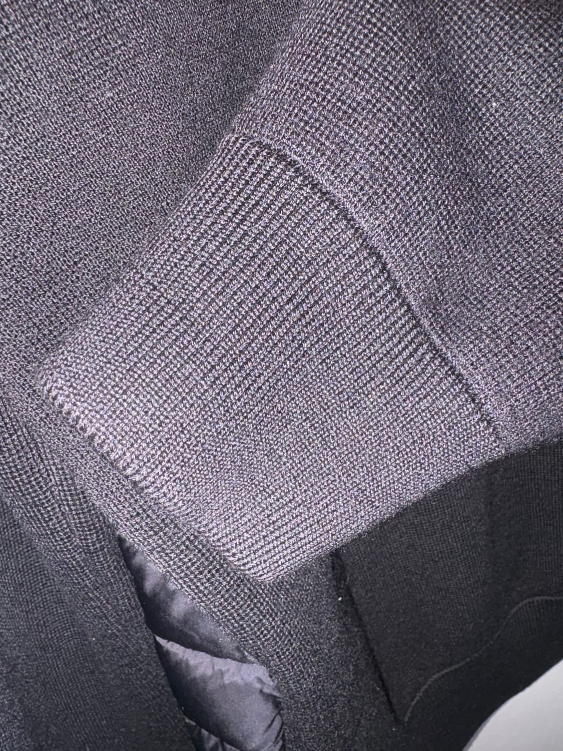 정품 몽클레어 니트패딩 M 판매합니다 상품이미지7