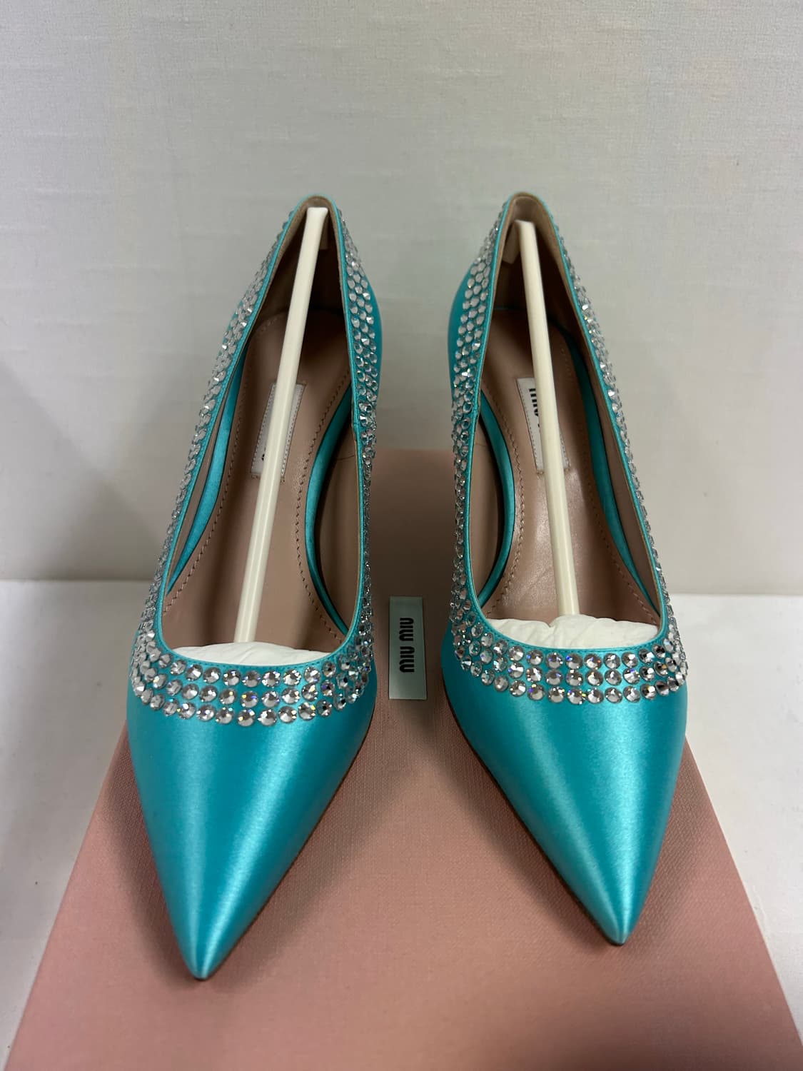 (새상품) 미우미우 스틸레토 상품이미지1