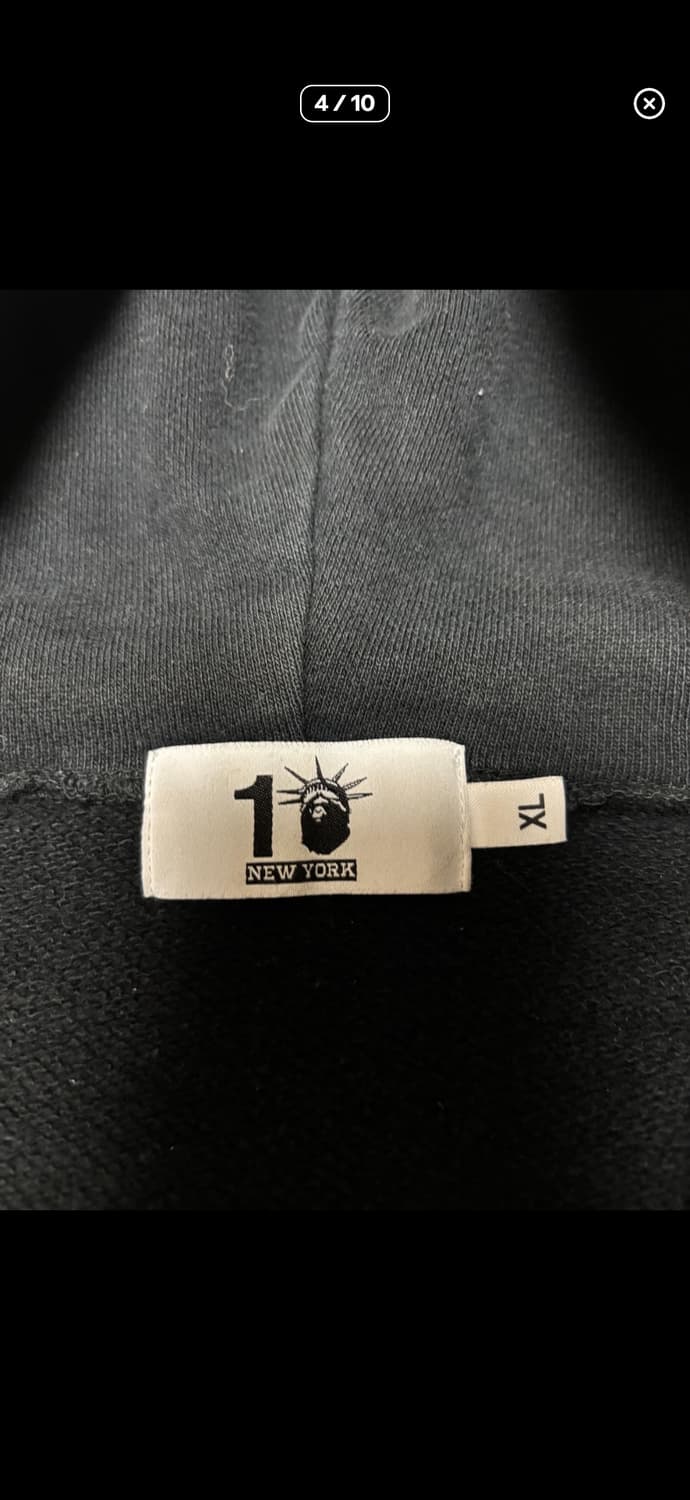 [정품] 베이프 뉴욕 10주년 한정판 FUTURA 샤크 후드집업 XL 상품이미지3