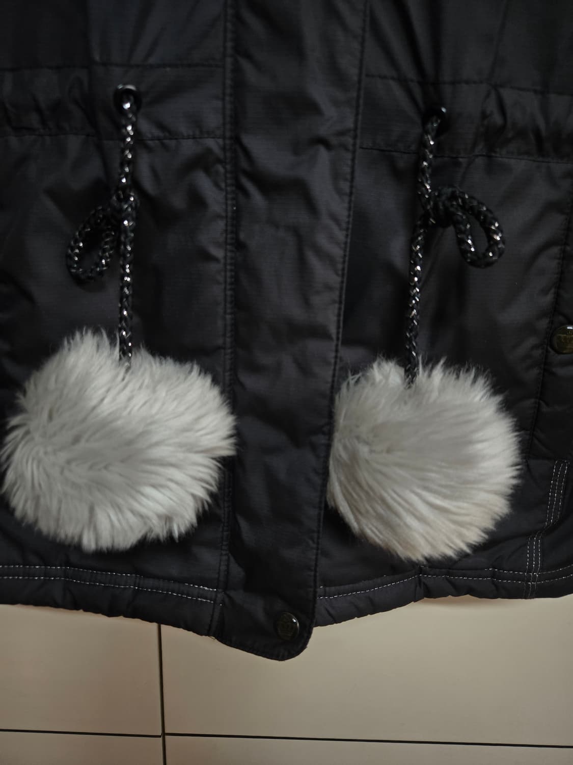 아디다스 월드스쿨 퍼 블랙삼선 점퍼 상품이미지4