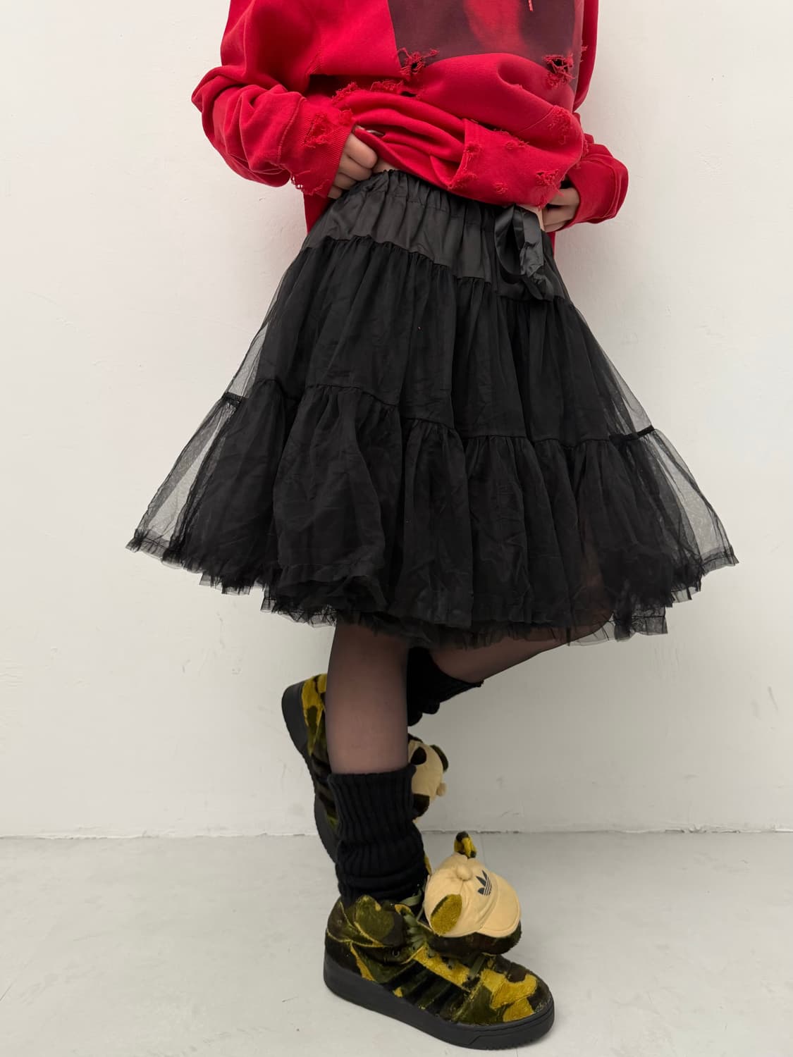 블랙 메쉬 볼륨 미디 스커트 상품이미지2