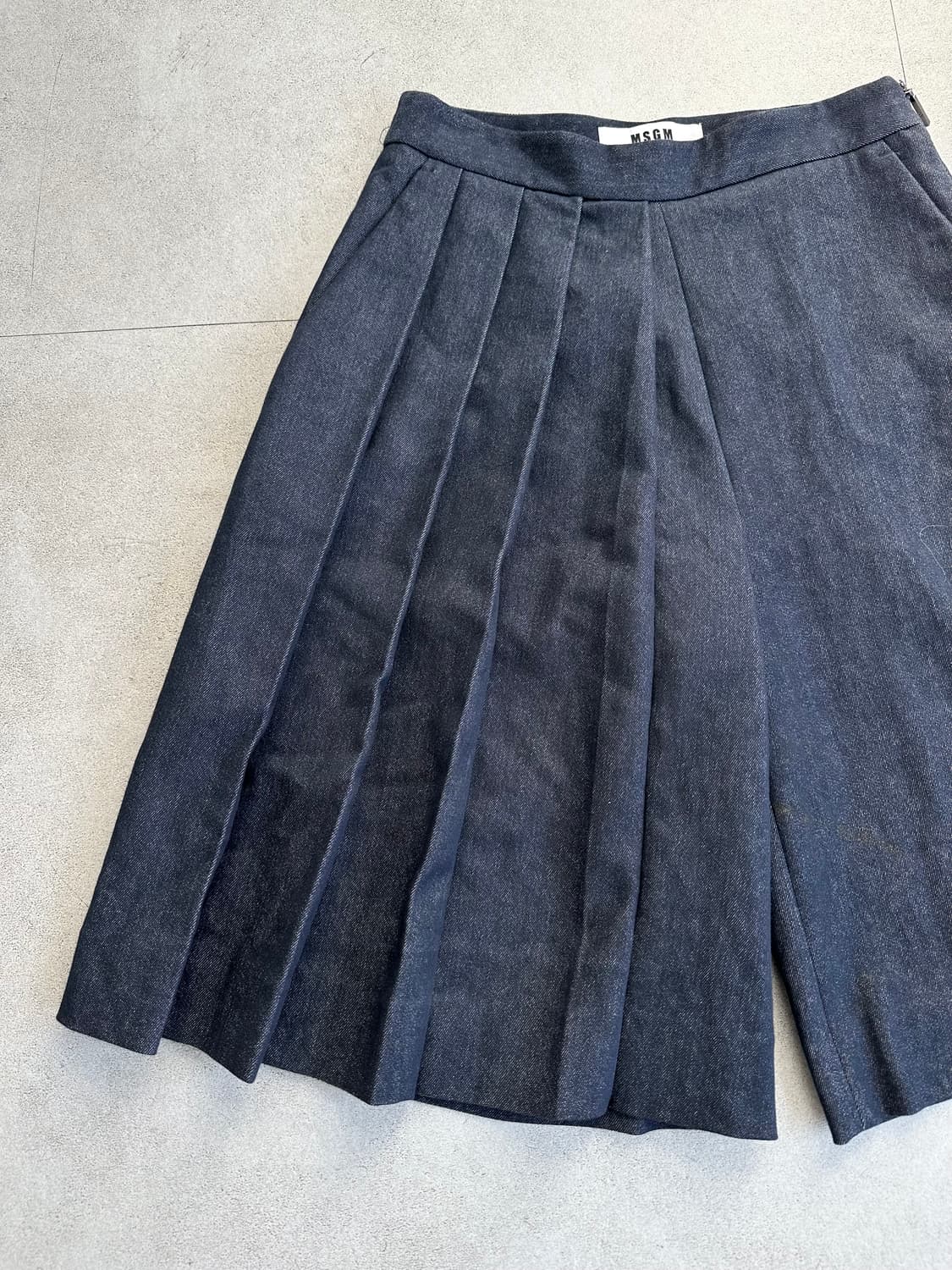 msgm 플리츠 버뮤다 팬츠 상품이미지2