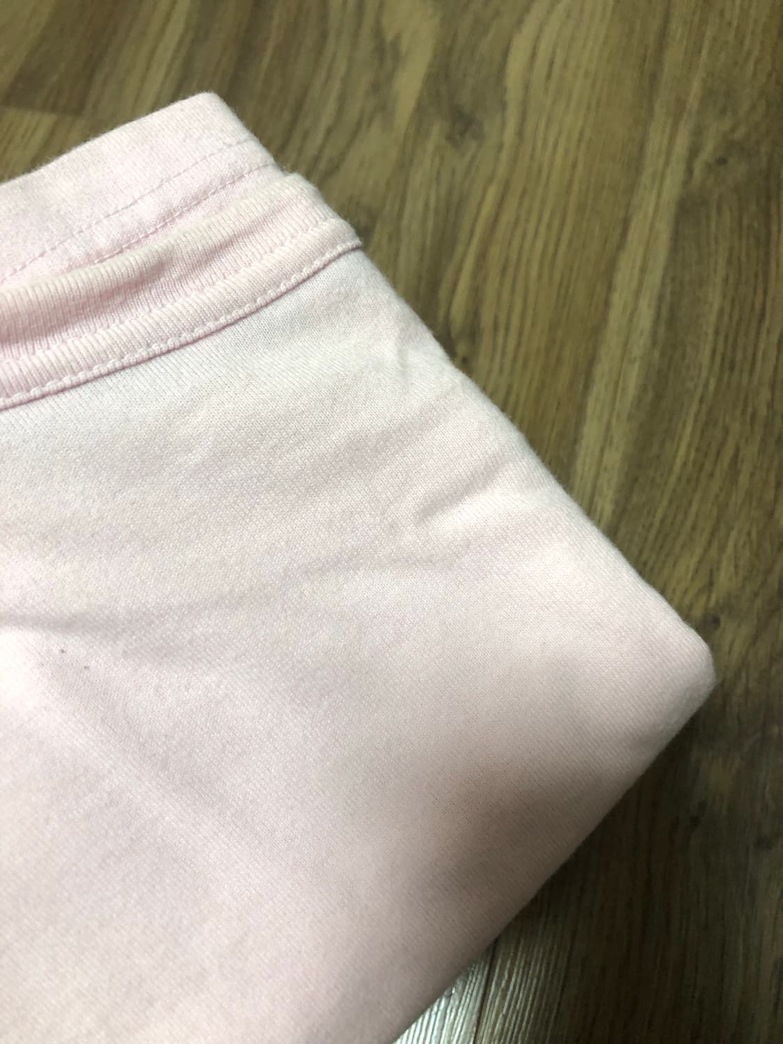 희귀매물🎀BURBERRY 딸기우유 핑크 반팔티 러블리 핀터깔 상품이미지4