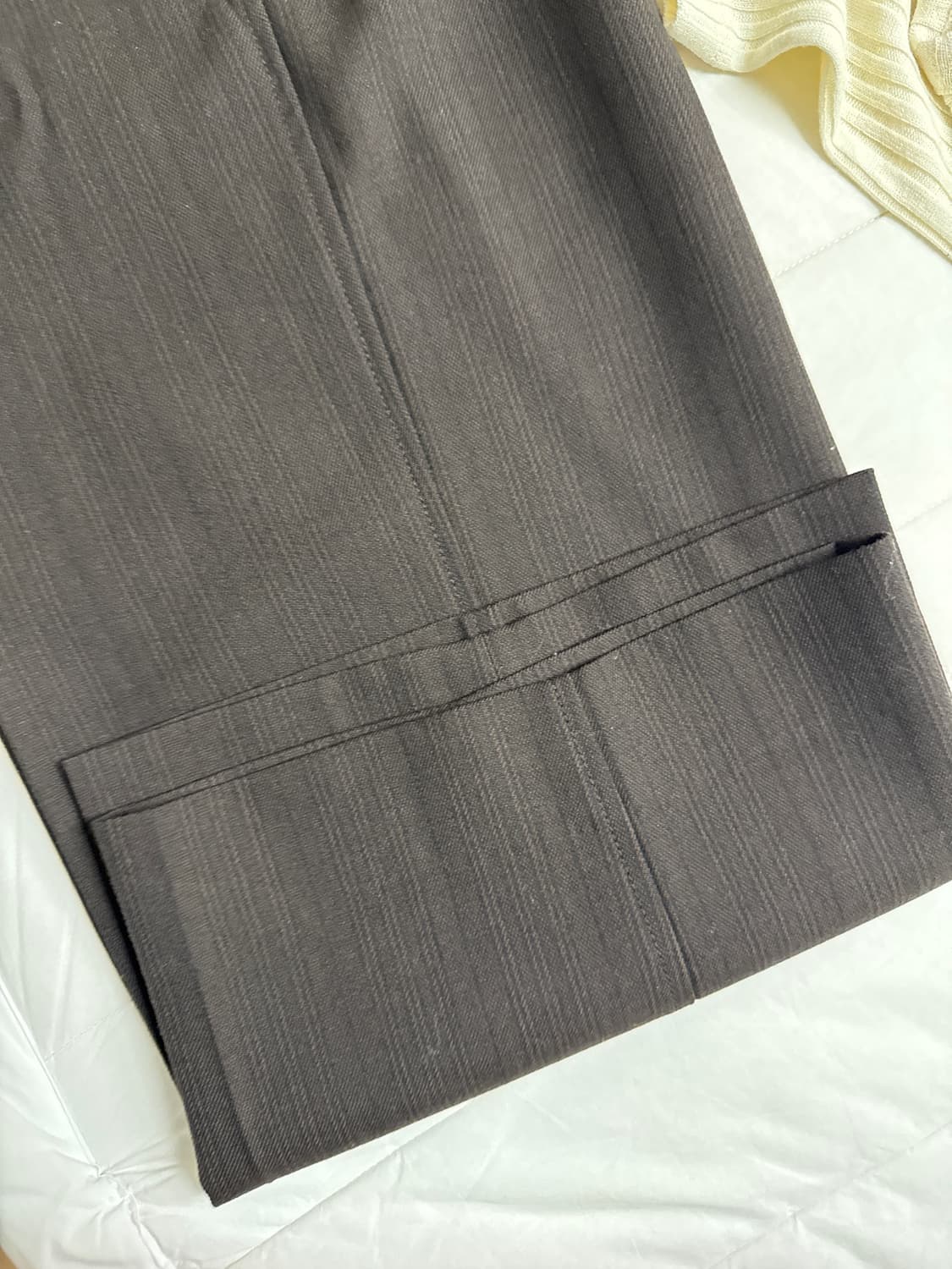 23fw 렉토 버진울 빈티지 스트라이프 브라운 팬츠 M 사이즈 팝니다. 상품이미지3