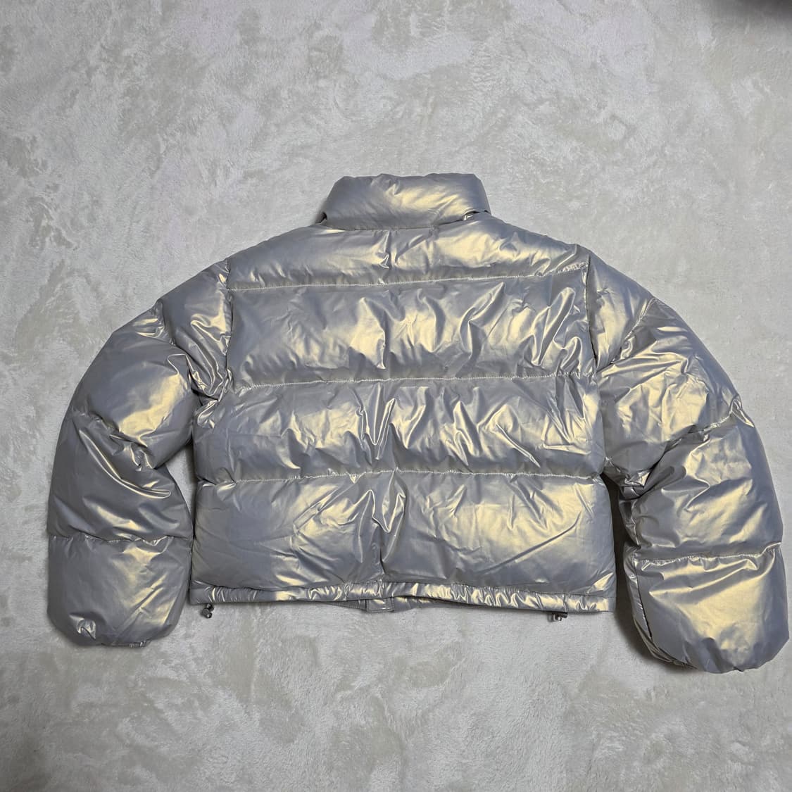 (F)여성 비터쉘즈 글로시 크롭 푸퍼 패딩 상품이미지3