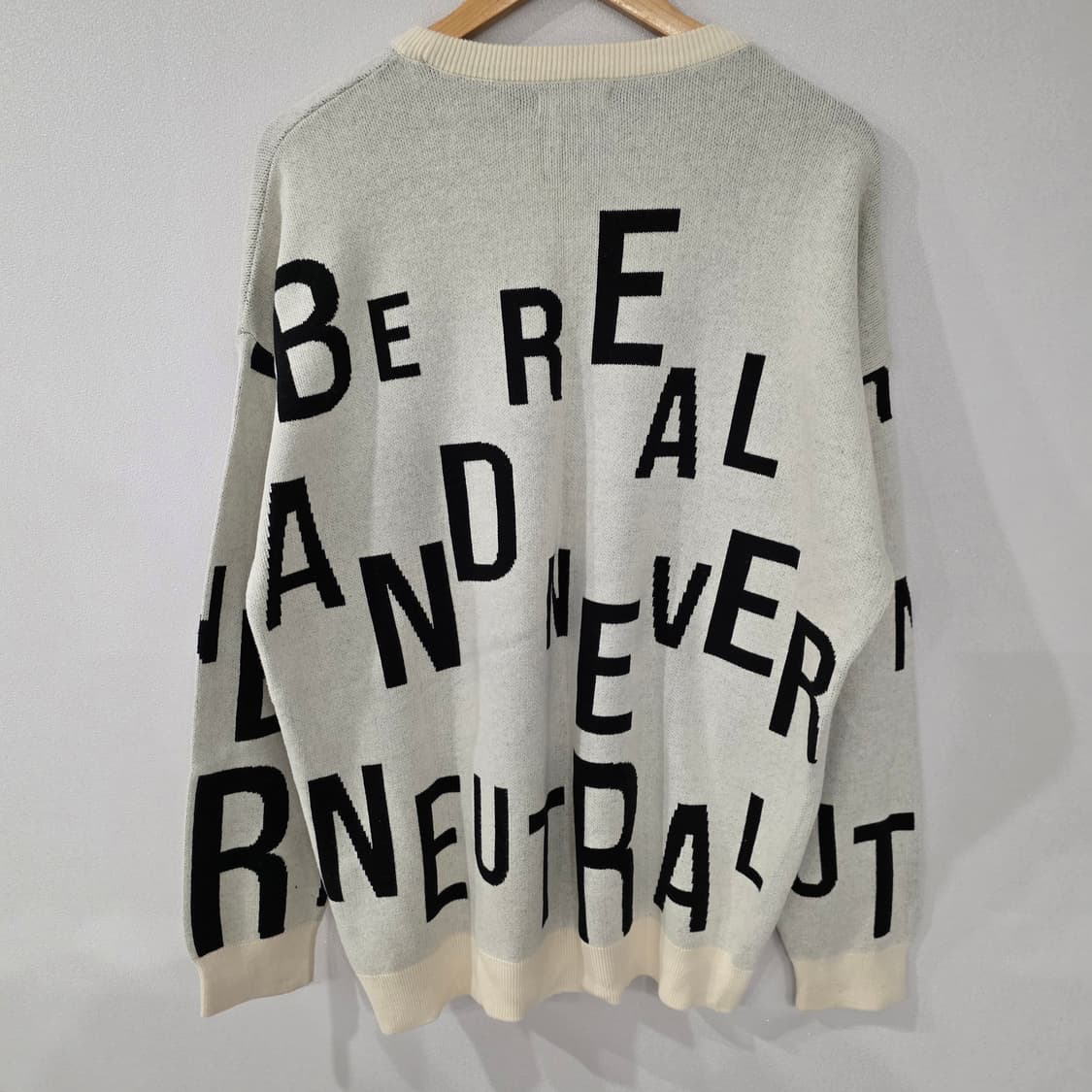 자라 레터링 니트 XL 상품이미지6