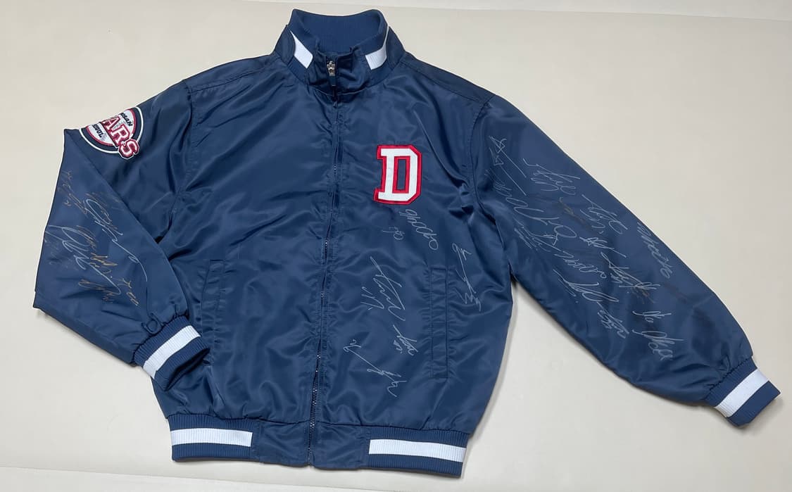 두산베어스 선수단 싸인 야구 점퍼 상품이미지1