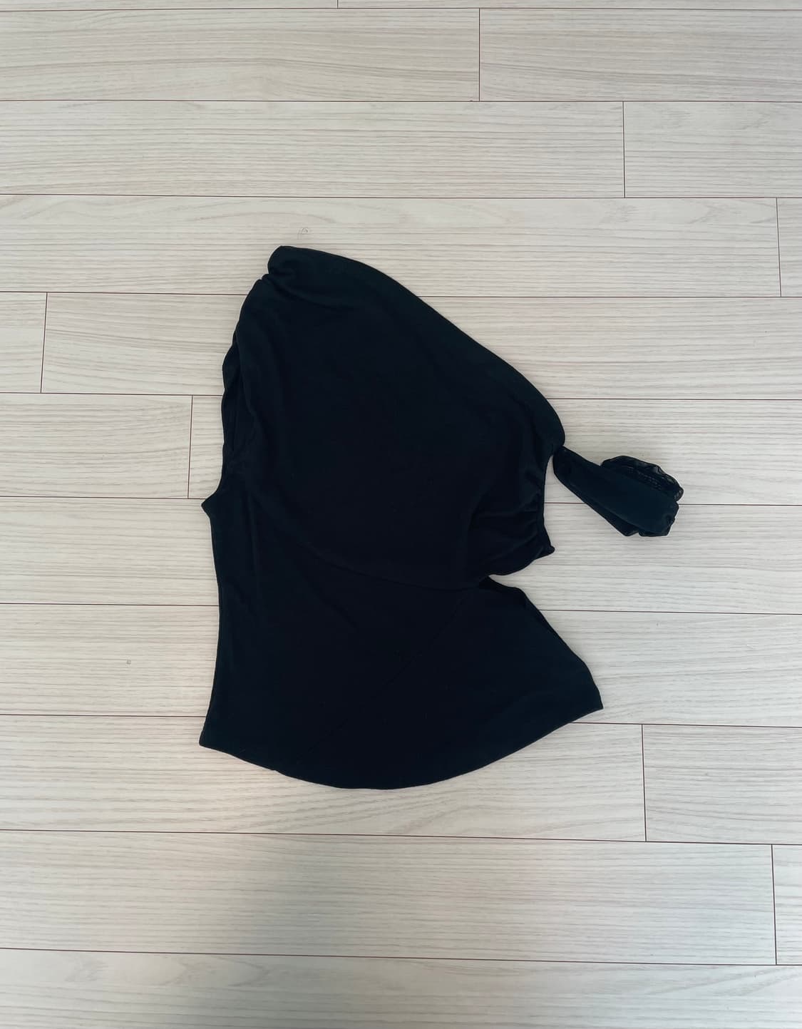 미스치프 카울 넥 슬리브리스 상품이미지3