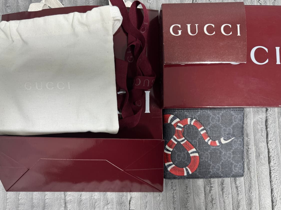 구찌 킹스네이크 반지갑 상품이미지1