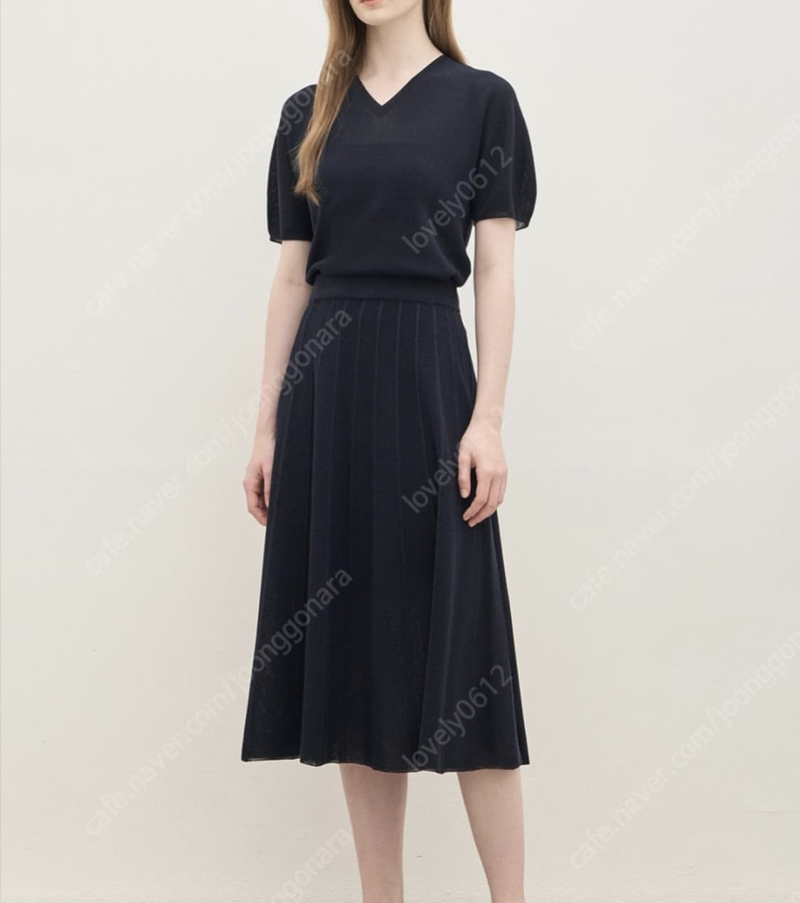 한섬 더캐시미어 2024 버티컬 니팅 스커트 67-98사이즈 상품이미지1