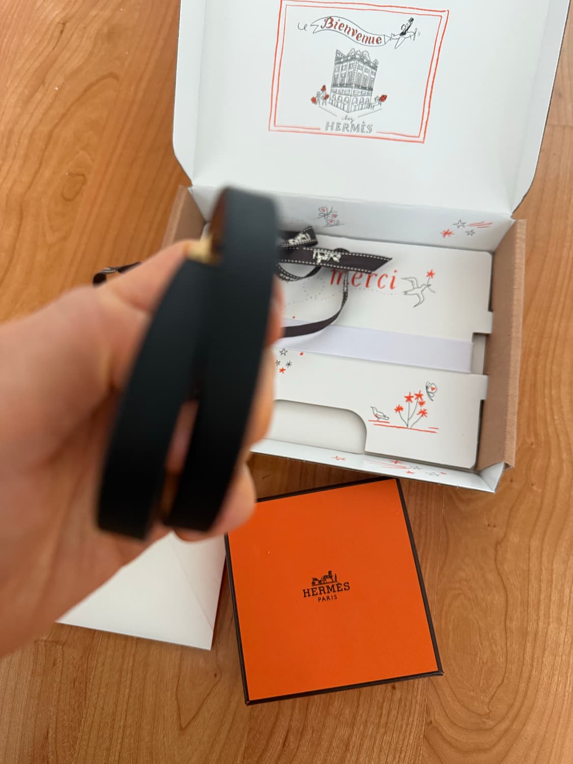 에르메스 블랙 가죽 팔찌 t2 사이즈 상품이미지3