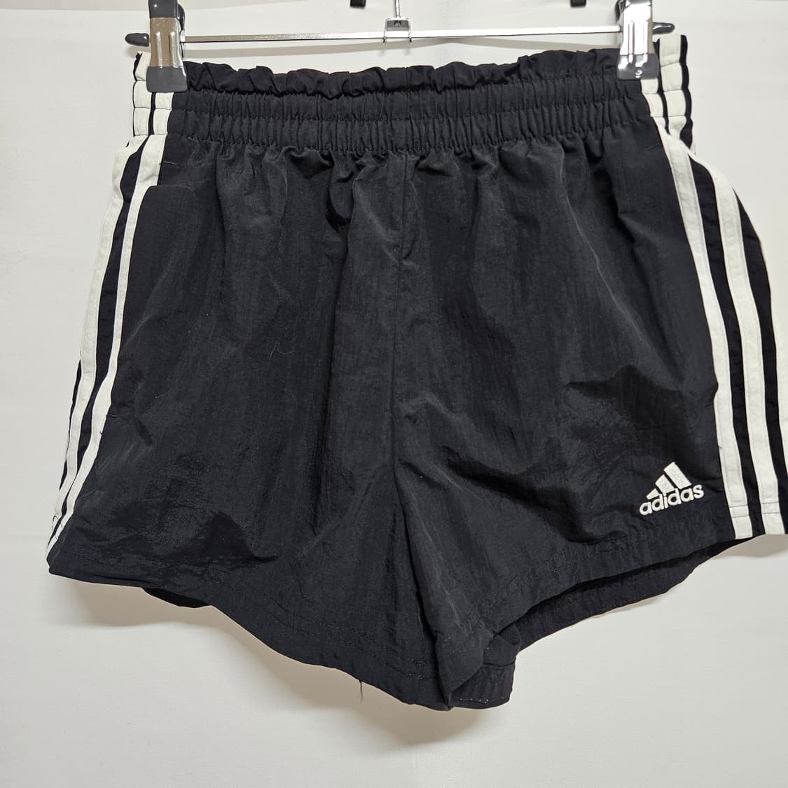 아디다스 우븐 트레이닝 돌핀 숏팬츠 XS 상품이미지1