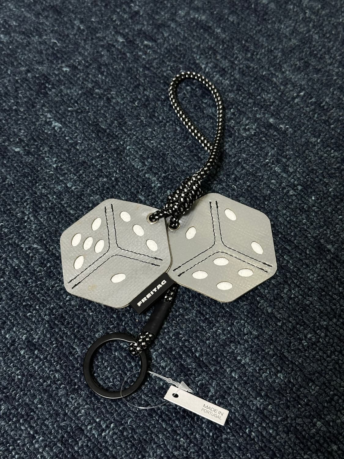 새제품 Freitag 프라이탁 희귀 키링 판매 상품이미지2